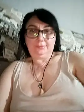 Snapshot of MariSwan222 chatting on April 13, 2026, 8:35 pm MariSwan222 online show from April 13, 2026, 8:35 pm