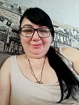 Snapshot of MariSwan222 chatting on May 6, 2026, 10:19 am MariSwan222 online show from May 6, 2026, 10:19 am