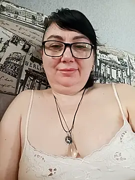 Snapshot of MariSwan222 chatting on April 23, 2026, 7:37 am MariSwan222 online show from April 23, 2026, 7:37 am