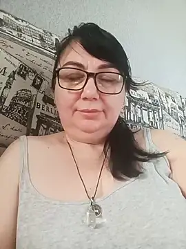 Snapshot of MariSwan222 chatting on May 24, 2026, 8:03 am MariSwan222 online show from May 24, 2026, 8:03 am