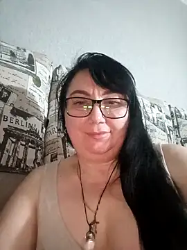 Snapshot of MariSwan222 chatting on May 9, 2026, 8:56 pm MariSwan222 online show from May 9, 2026, 8:56 pm