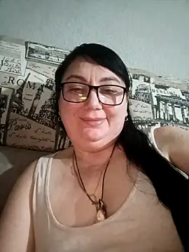 Snapshot of MariSwan222 chatting on May 5, 2026, 8:56 pm MariSwan222 online show from May 5, 2026, 8:56 pm