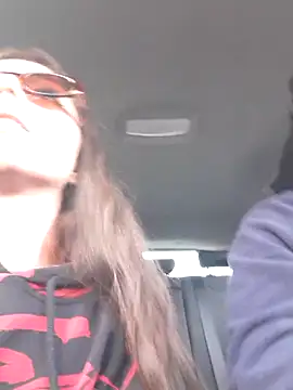 sorbetedeframbuesa68 online show from February 5, 2026, 4:03 pm