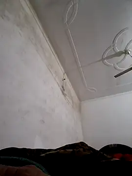 Snapshot of aman4404 chatting on January 7, 2026, 4:23 pm aman4404 online show from January 7, 2026, 4:23 pm