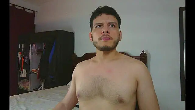 Snapshot of luxo_kane chatting on December 16, 2025, 11:42 pm luxo kane online show from December 16, 2025, 11:42 pm