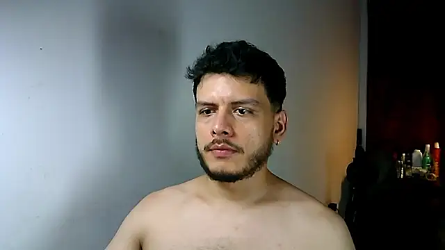 Snapshot of luxo_kane chatting on December 15, 2025, 7:14 am luxo kane online show from December 15, 2025, 7:14 am