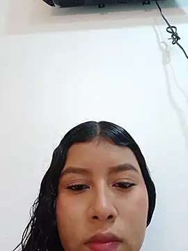 Snapshot of Lunita_sian chatting on June 16, 2026, 10:21 pm Lunita sian online show from June 16, 2026, 10:21 pm