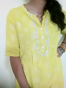 Snapshot of Kavya79 chatting on December 16, 2025, 9:46 am Kavya79 online show from December 16, 2025, 9:46 am