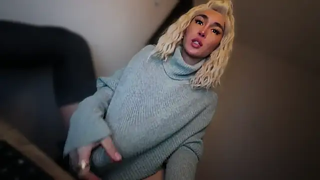 Snapshot of mxshemale_ladyboy chatting on December 4, 2025, 9:58 pm mxshemale ladyboy online show from December 4, 2025, 9:58 pm