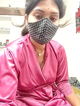 Snapshot of Cut_madhuri chatting on April 17, 2026, 5:38 pm Cut madhuri online show from April 17, 2026, 5:38 pm