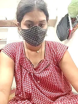 Snapshot of Cut_madhuri chatting on May 19, 2026, 10:44 am Cut madhuri online show from May 19, 2026, 10:44 am