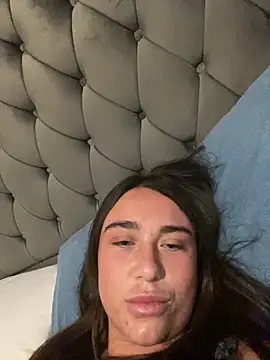 MillieB online show from February 1, 2026, 8:12 am