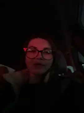 Snapshot of AliviaXvibe chatting on December 16, 2025, 5:17 pm AliviaXvibe online show from December 16, 2025, 5:17 pm