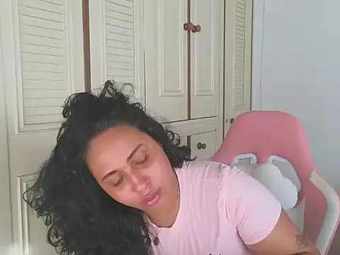 Valery  lovex online show from April 9, 2026, 12:11 pm