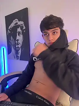 lian fooxx online show from March 20, 2026, 9:05 pm