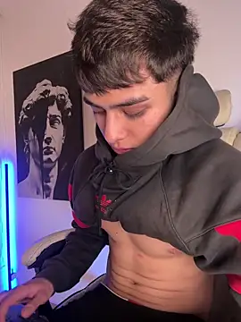 lian fooxx online show from March 3, 2026, 3:46 am