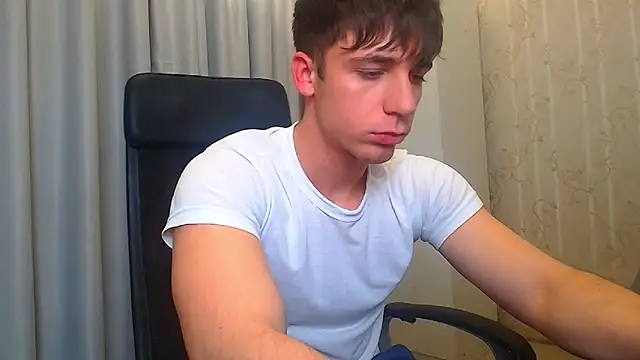 KellenWest online show from December 20, 2025, 5:21 am