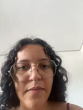 Snapshot of mayhoneyhot chatting on February 10, 2026, 7:13 pm mayhoneyhot online show from February 10, 2026, 7:13 pm