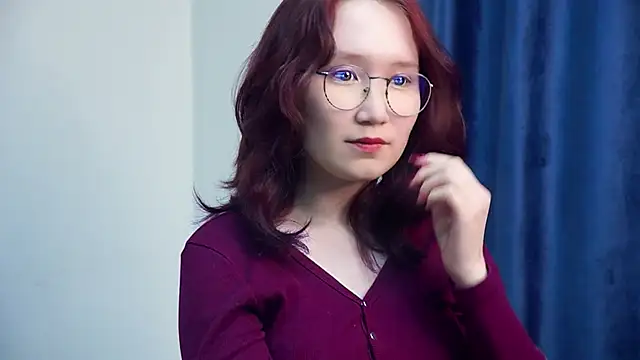 Snapshot of MarilouFlipp chatting on December 17, 2025, 2:44 pm MarilouFlipp online show from December 17, 2025, 2:44 pm