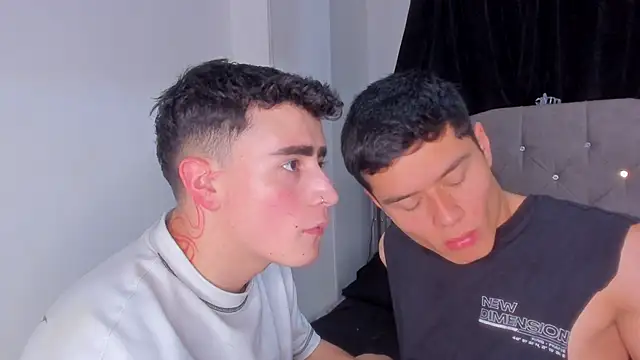 naughtysalomon   online show from December 21, 2025, 11:27 pm