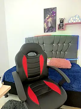 ANGIE EF online show from December 23, 2025, 2:00 am