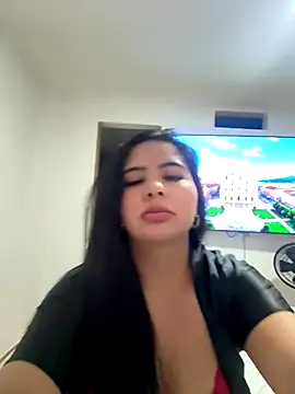 Snapshot of Alejandra-777 chatting on December 17, 2025, 3:22 am Alejandra-777 online show from December 17, 2025, 3:22 am