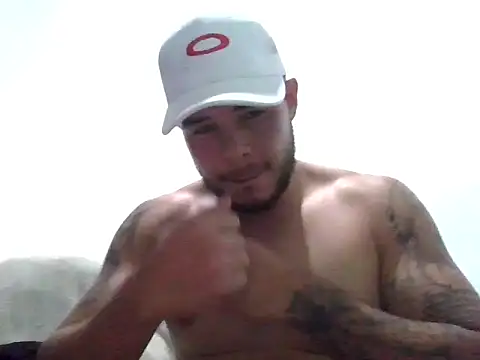 Snapshot of Kevinblesdd chatting on December 16, 2025, 7:40 pm Kevinblesdd online show from December 16, 2025, 7:40 pm