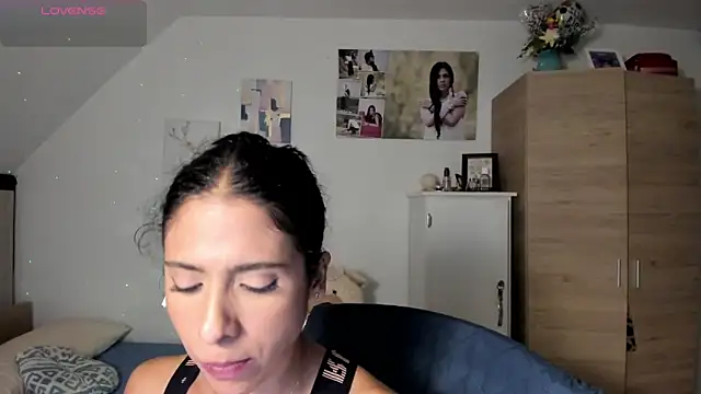 VEROSlen- online show from February 26, 2026, 2:22 am