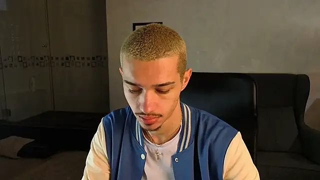 KaydenDrew online show from April 4, 2026, 4:19 am