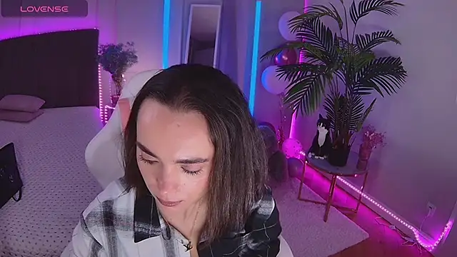 Snapshot of Dayana_Foxy chatting on December 16, 2025, 11:47 am Dayana Foxy online show from December 16, 2025, 11:47 am