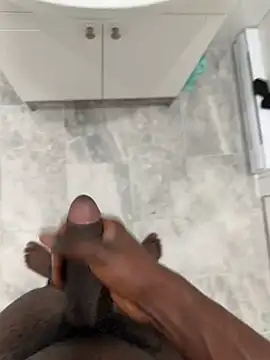 Snapshot of Sweetley chatting on March 23, 2026, 12:00 am Sweetley online show from March 23, 2026, 12:00 am