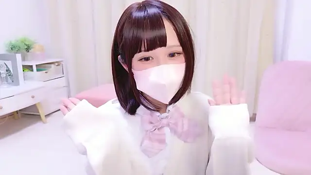 Snapshot of Nazuna_727 chatting on May 19, 2026, 10:33 am Nazuna 727 online show from May 19, 2026, 10:33 am