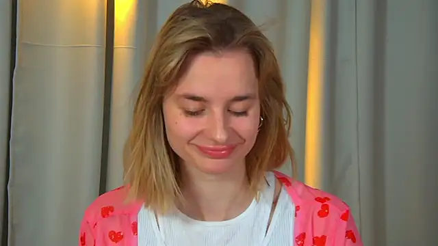 Snapshot of MerlinMeyer chatting on February 1, 2026, 6:33 am MerlinMeyer online show from February 1, 2026, 6:33 am