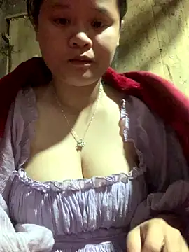 Snapshot of Thanhhuyen001 chatting on December 17, 2025, 2:27 am Thanhhuyen001 online show from December 17, 2025, 2:27 am