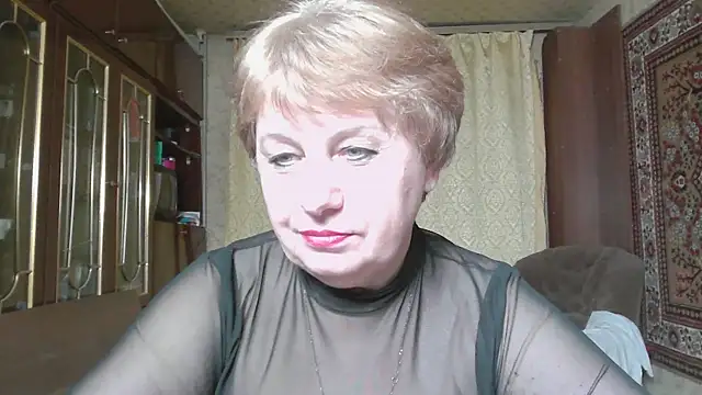 Snapshot of Casey_peach chatting on May 2, 2026, 4:56 pm Casey peach online show from May 2, 2026, 4:56 pm