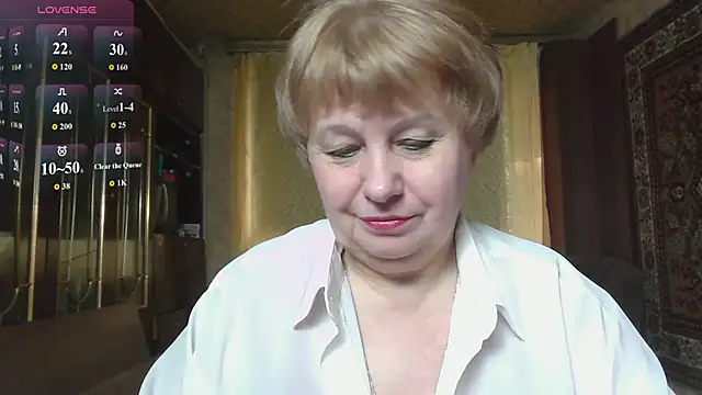 Snapshot of Casey_peach chatting on April 26, 2026, 1:30 pm Casey peach online show from April 26, 2026, 1:30 pm