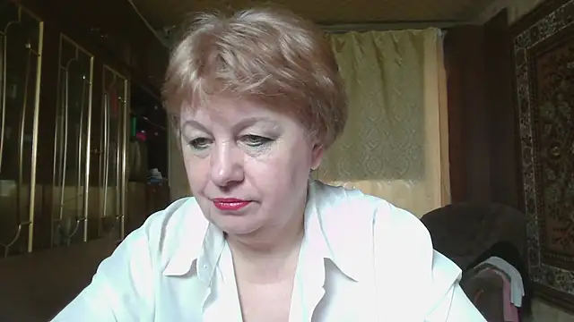 Snapshot of Casey_peach chatting on May 19, 2026, 4:41 am Casey peach online show from May 19, 2026, 4:41 am