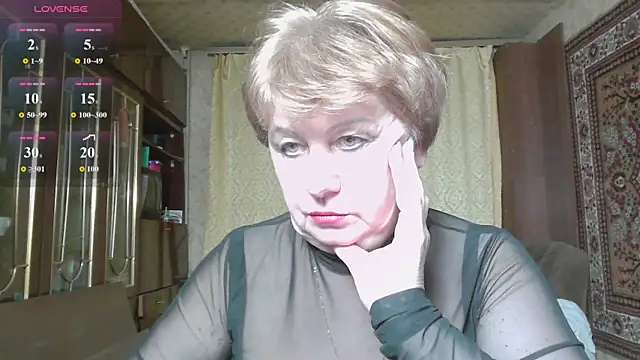 Snapshot of Casey_peach chatting on April 29, 2026, 5:30 pm Casey peach online show from April 29, 2026, 5:30 pm