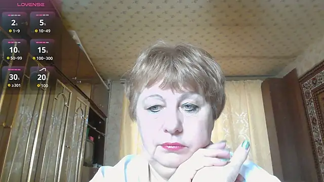 Snapshot of Casey_peach chatting on February 27, 2026, 4:56 am Casey peach online show from February 27, 2026, 4:56 am