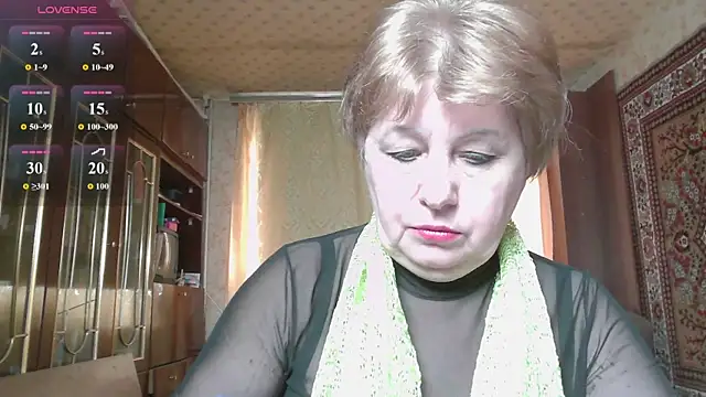 Snapshot of Casey_peach chatting on April 29, 2026, 7:12 am Casey peach online show from April 29, 2026, 7:12 am