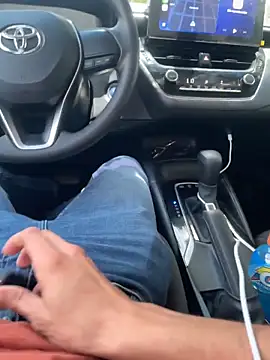 HotWhisper22 online show from March 29, 2026, 4:52 pm