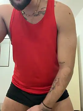 LunaFoxTip online show from December 18, 2025, 11:41 pm