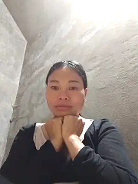 Snapshot of Maikha08 chatting on January 5, 2026, 10:24 pm Maikha08 online show from January 5, 2026, 10:24 pm