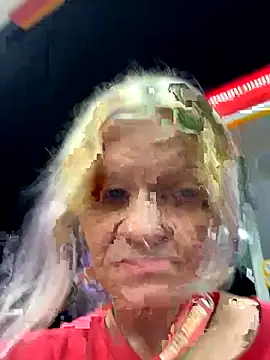 lindzybella online show from September 19, 2025, 7:23 am