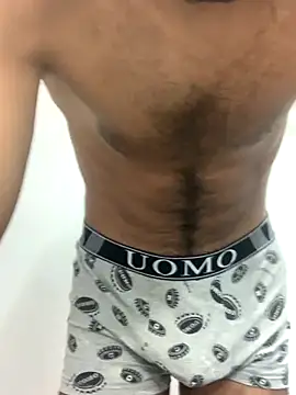 Snapshot of jeunesexy7 chatting on December 16, 2025, 4:55 pm jeunesexy7 online show from December 16, 2025, 4:55 pm