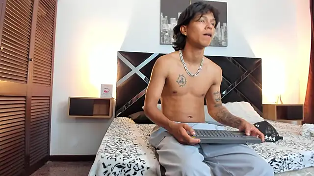 AndyKings 1 online show from April 7, 2026, 3:19 am