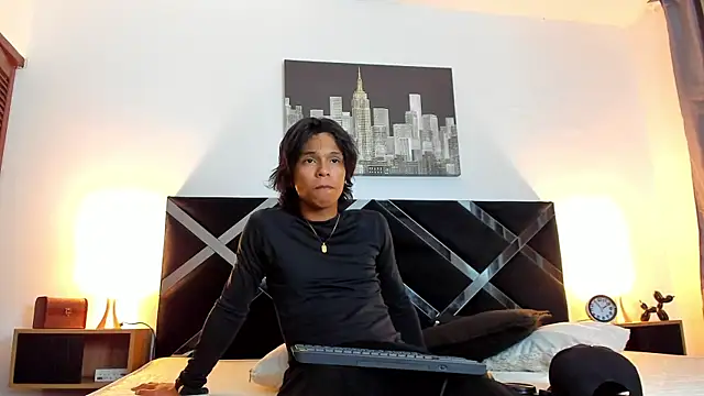 Snapshot of AndyKings_1 chatting on June 3, 2026, 3:07 am AndyKings 1 online show from June 3, 2026, 3:07 am