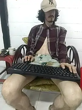 Snapshot of sk8-boy chatting on February 19, 2026, 12:24 pm sk8-boy online show from February 19, 2026, 12:24 pm