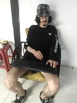 Snapshot of sk8-boy chatting on February 20, 2026, 12:51 pm sk8-boy online show from February 20, 2026, 12:51 pm