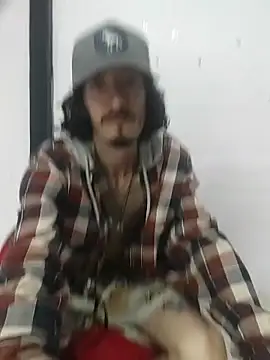 Snapshot of sk8-boy chatting on May 10, 2026, 3:47 pm sk8-boy online show from May 10, 2026, 3:47 pm